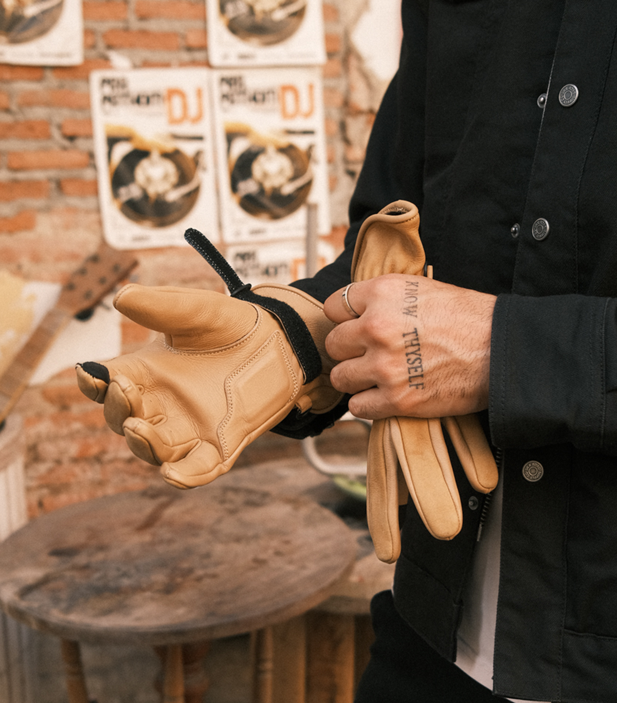 Service Gloves